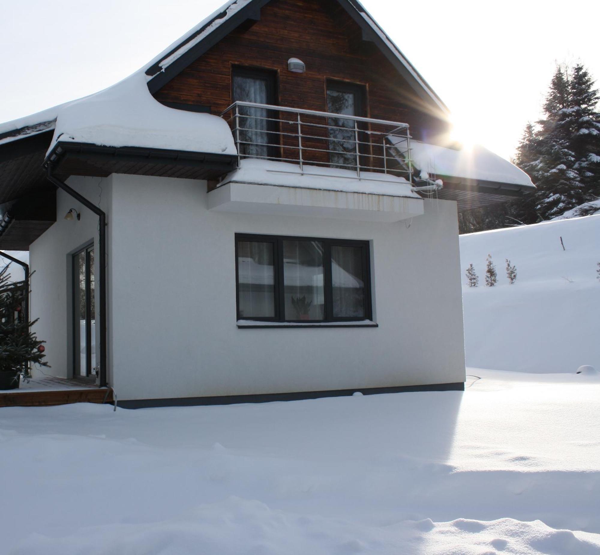 Panskiemisie Domki Caloroczne Sauna Jacuzzi Wetlina Esterno foto